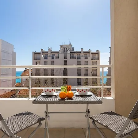 Juliette Balcony & Seaview Apartamento *